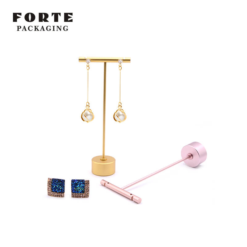 FORTE RTS Schmuckständer mit runder Platte aus Metall, Inventar für Ohrringe, Präsentationsständer, rosa